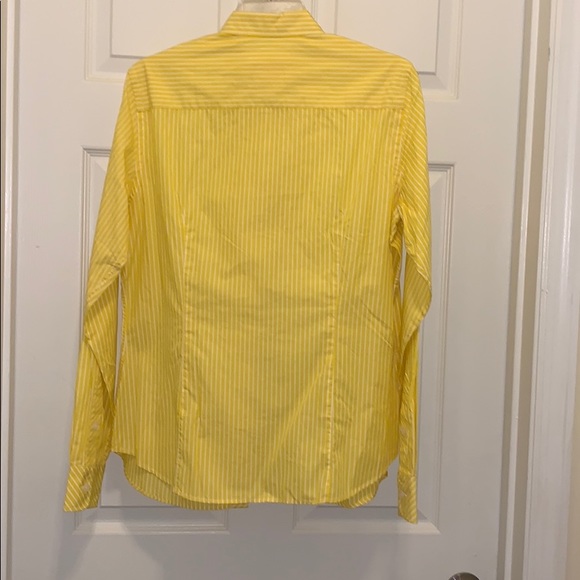 Lilly Pulitzer button down - Picture 3 of 3